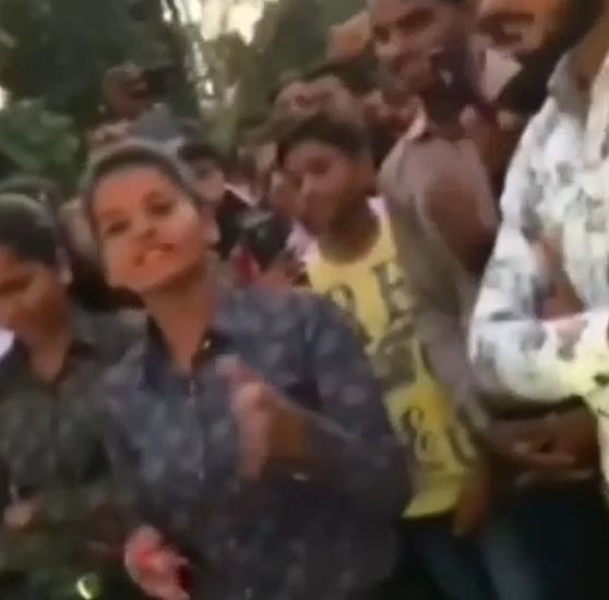 Level sabke niklenge